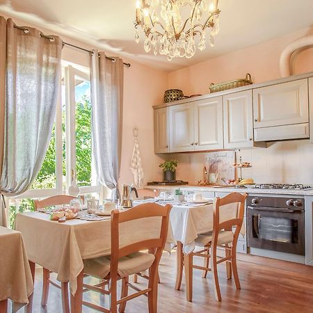 B&B Casa Margot Neive Esterno foto