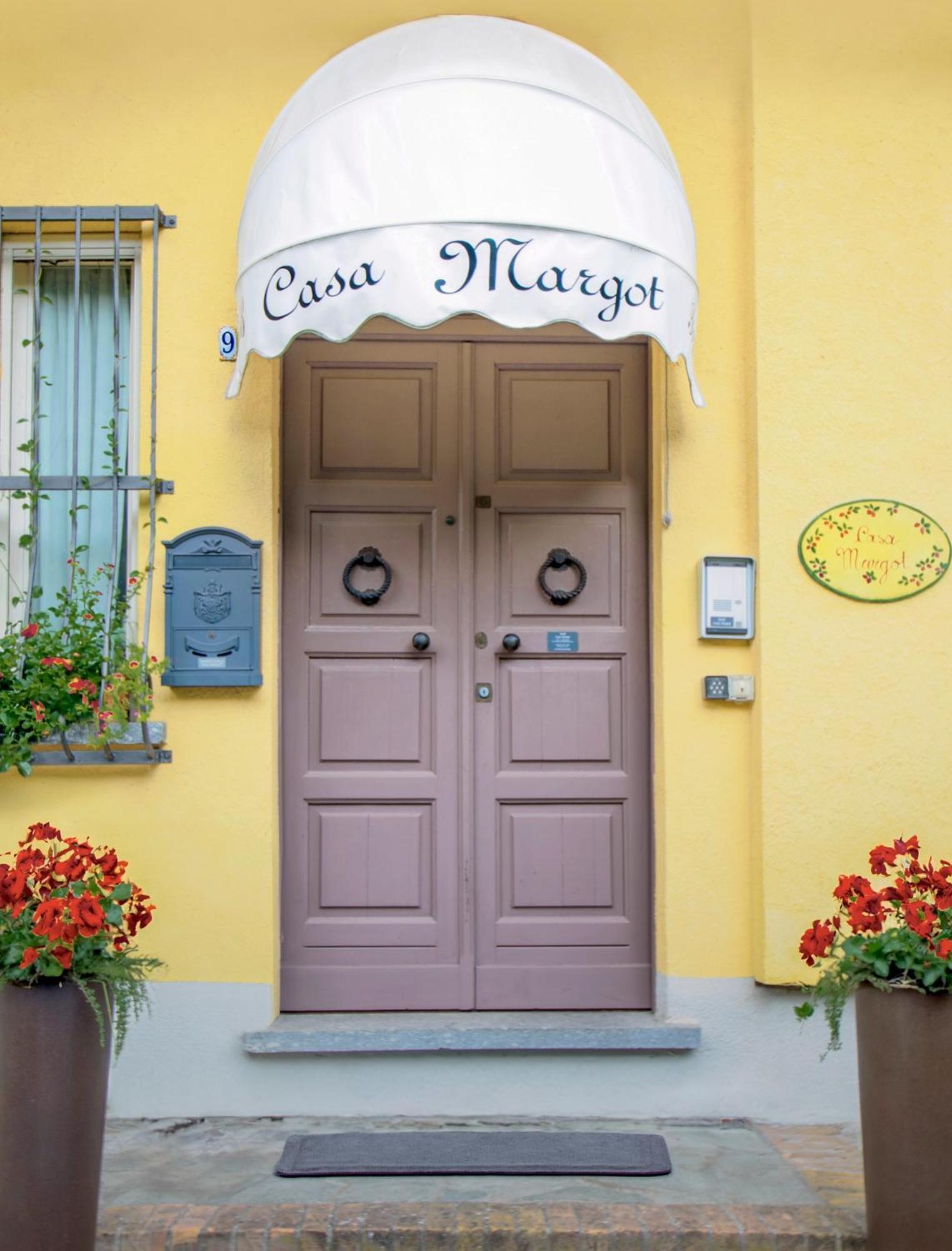 B&B Casa Margot Neive Esterno foto